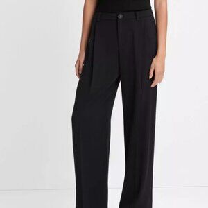 Vince. Italian Wool-Blend Pleated Wide-Leg Trouser